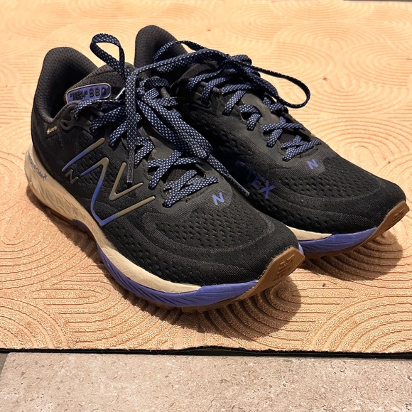 New Balance Fresh Foam 880 Gore Tex Running Shoes - Size 7.5 - Picture 8 of 10